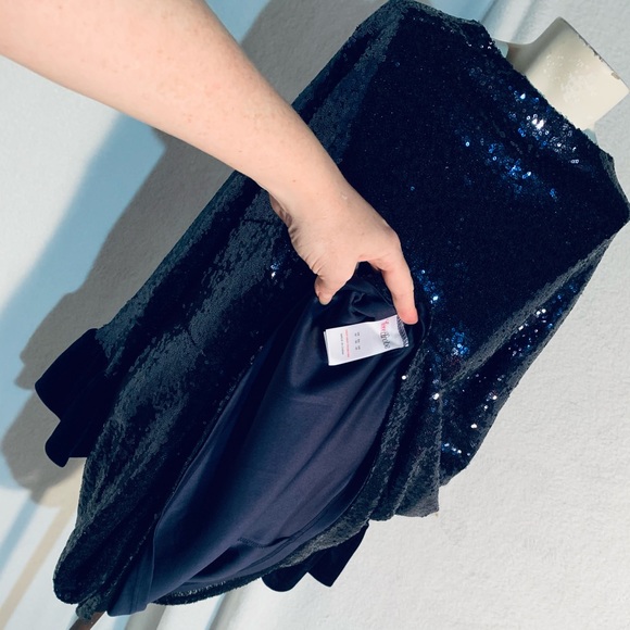 Fitted Midi Solid Sequins in Navy Velvet Cuffs 28 - Picture 15 of 17